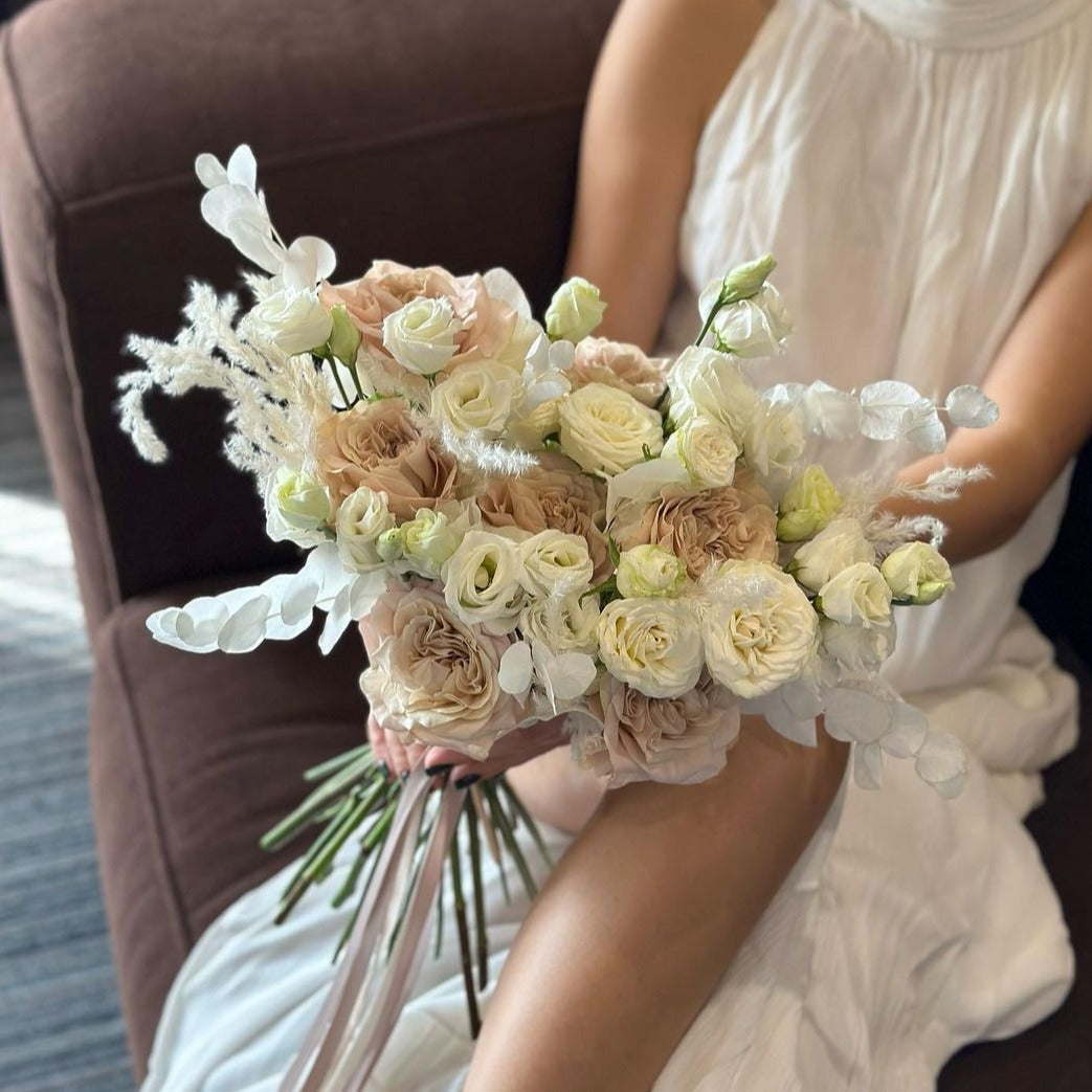 No. 005 Bridal Ivory Dream No. 005 Bridal Ivory Dream
