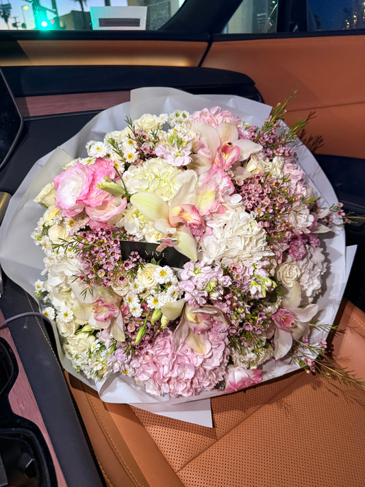 No. 020 Blush Seasonal Mix